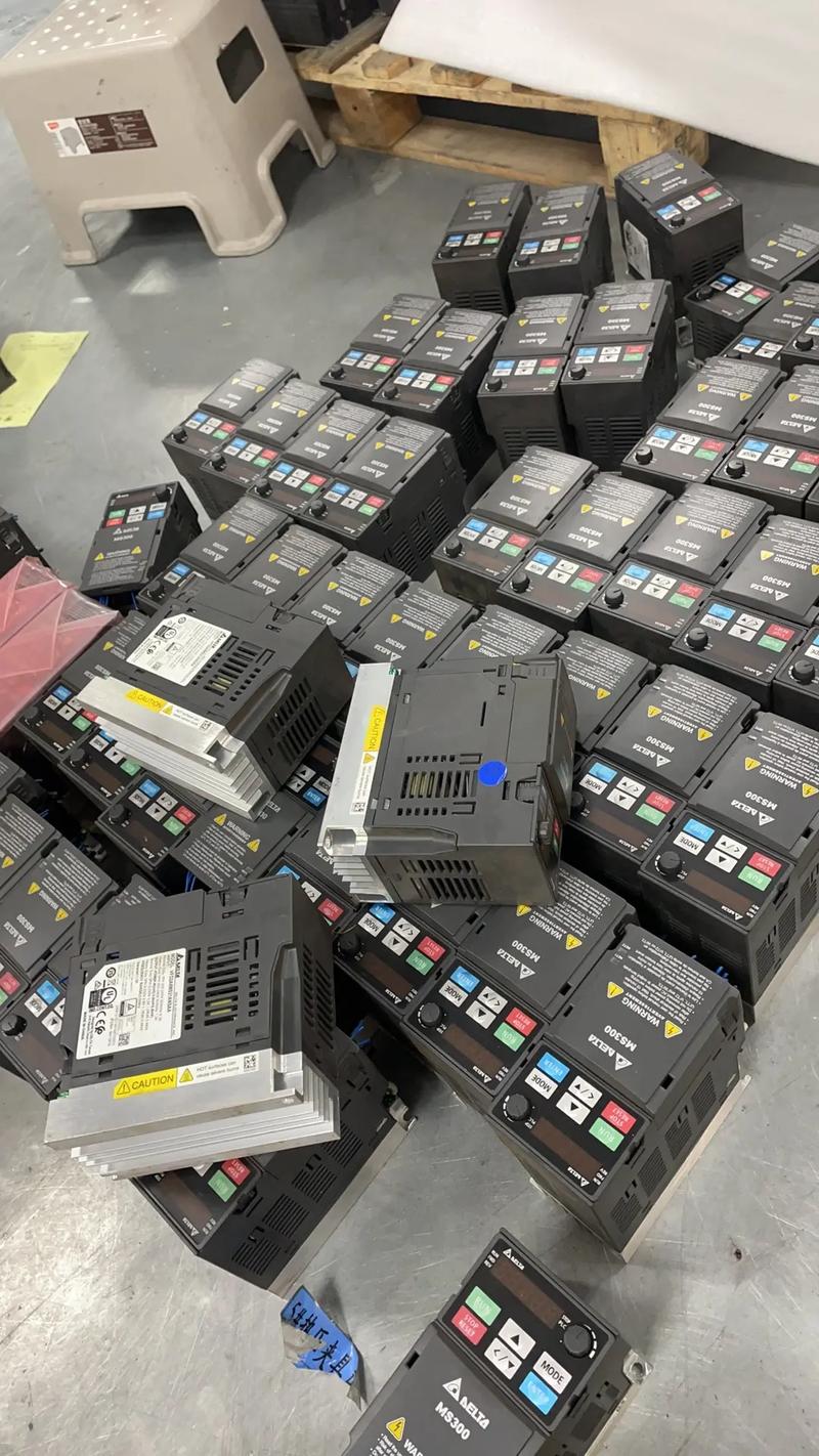 高性价比之选 二手拆机台达变频器VFD2A8的深度应用解析